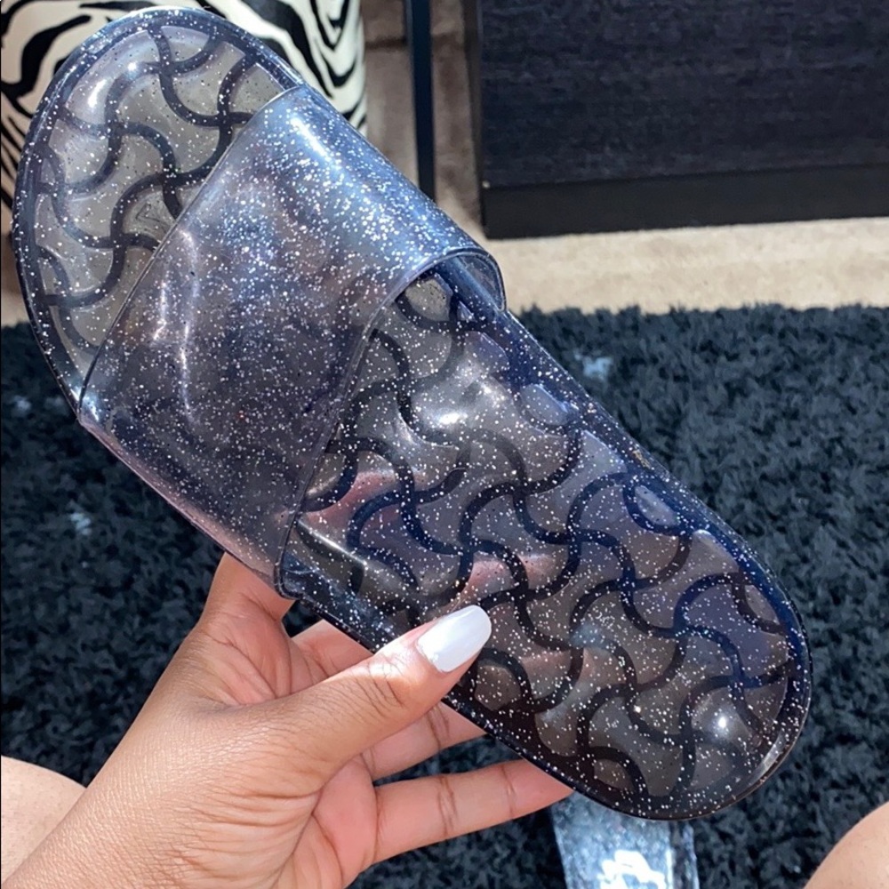 Jelly slides 🤍